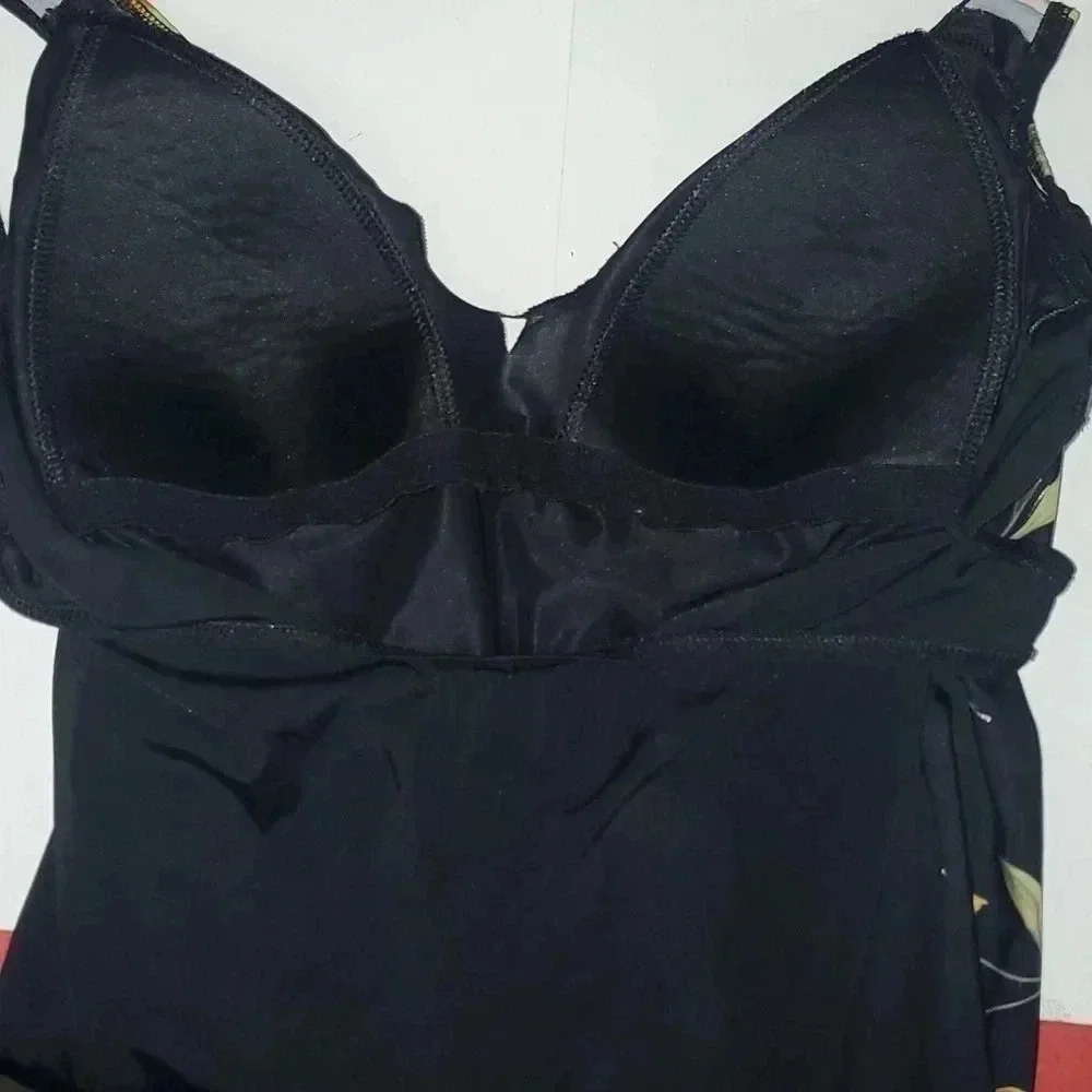 Silhouette Solutions One Piece Figure Flattering Swimsuit black/gold size 14 - Picture 6 of 15